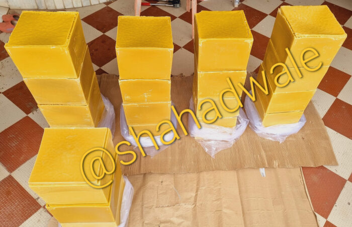 Filtered Natural Beeswax - Pure and refined for superior quality in cosmetics, candles, and crafts. - Image 1