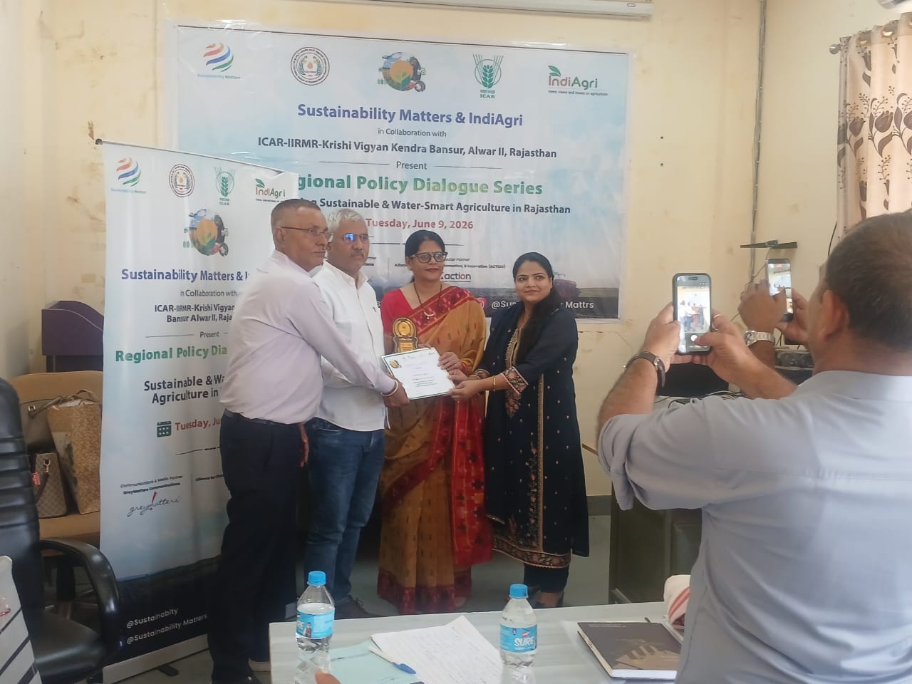 Mr. Ram Kishor Yadav receiving the Indigenous Food Heritage Award 2026